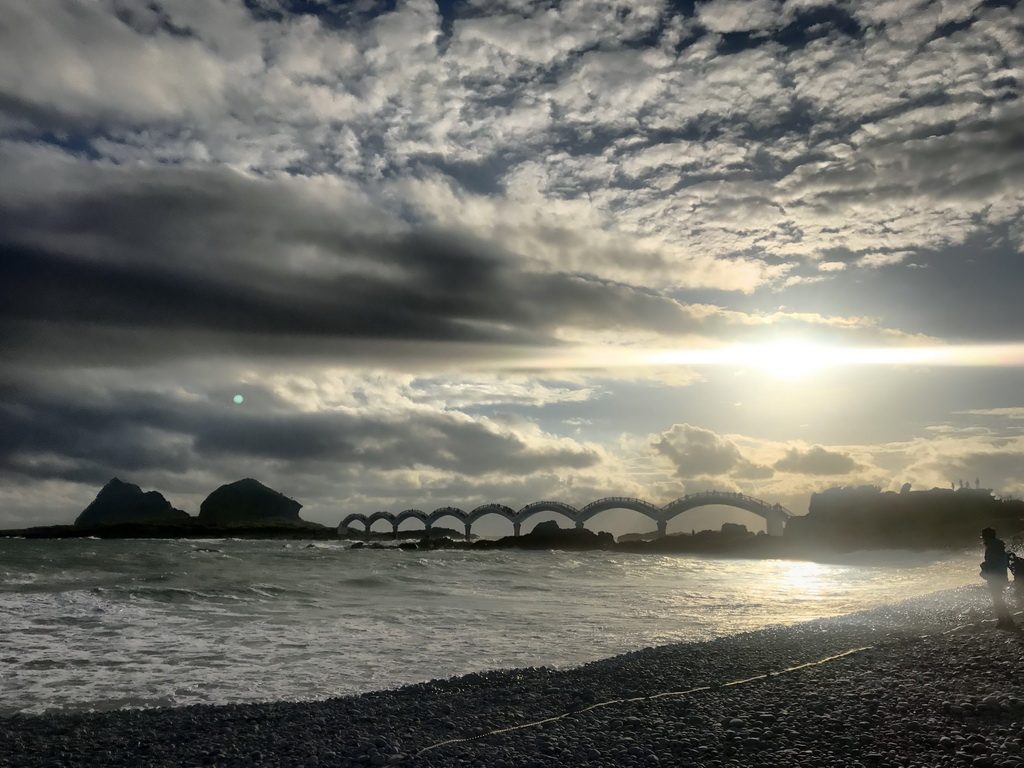 三仙台曙光下願望 千人登島祈願2018幸福連連! 三仙台曙光下願望 千人登島祈願2018幸福連連!