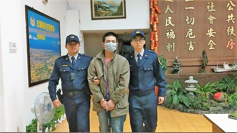酒後咆哮打員警 南澳男子妨礙公務罪法辦 酒後咆哮打員警 南澳男子妨礙公務罪法辦