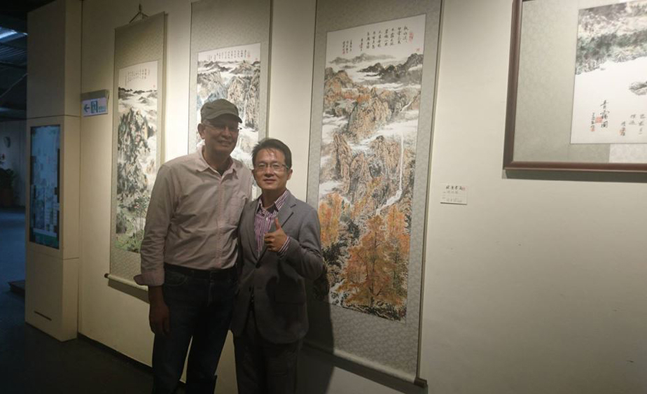 竹縣周英林山水畫師生聯展