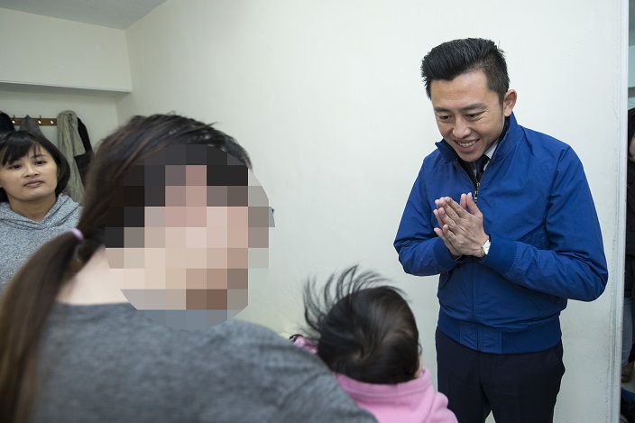 啟動春節關懷送暖機制　市長林智堅訪視需關懷家庭
