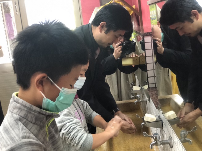 洗手有學問　宜縣府組跨局處專案小組衛教宣導