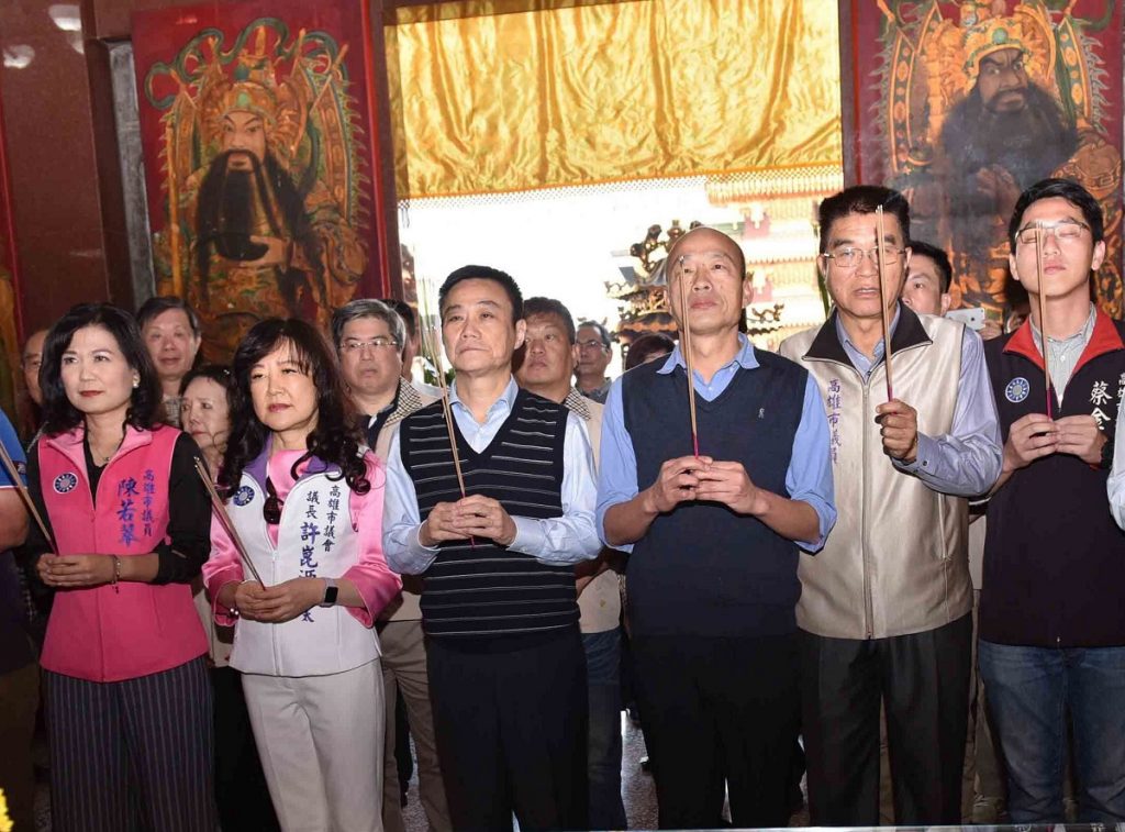 市長韓國瑜　赴前金區萬興宮參香祈福