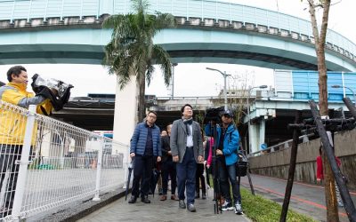 成功國小通學步道完工　林右昌:「以校園為核心」只差最後一哩路