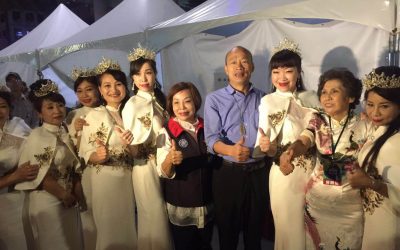 國際之夜現身杏仁茶攤位　韓市長為國旗妹加油打氣