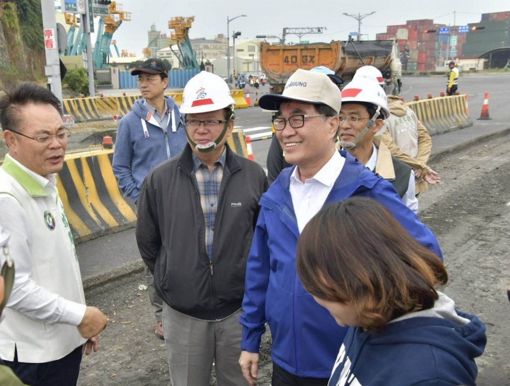 副市長李四川親至中山沿海路督軍　施工規格比照機場跑道