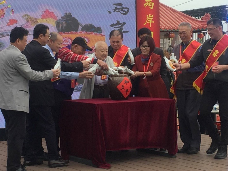 兩門迎城隍壯舉　歷史首次金廈海峽巡遊