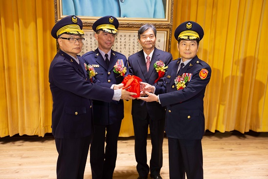 林副市長主持警察局長交接儀式　期許同仁持續加強治安維護工作