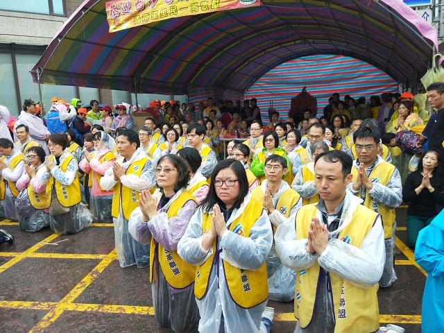 民團求白沙屯媽祖喚醒濫稅惡官