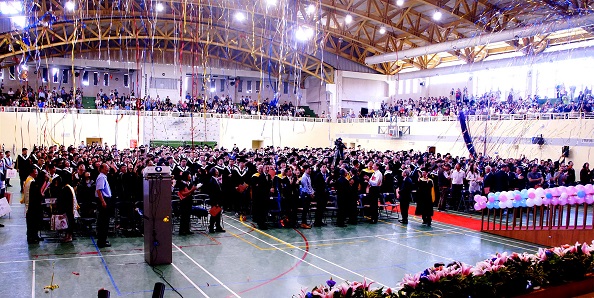 聖約翰科大畢業典禮　兩新埔校友校長分享生命故事勉勵學子