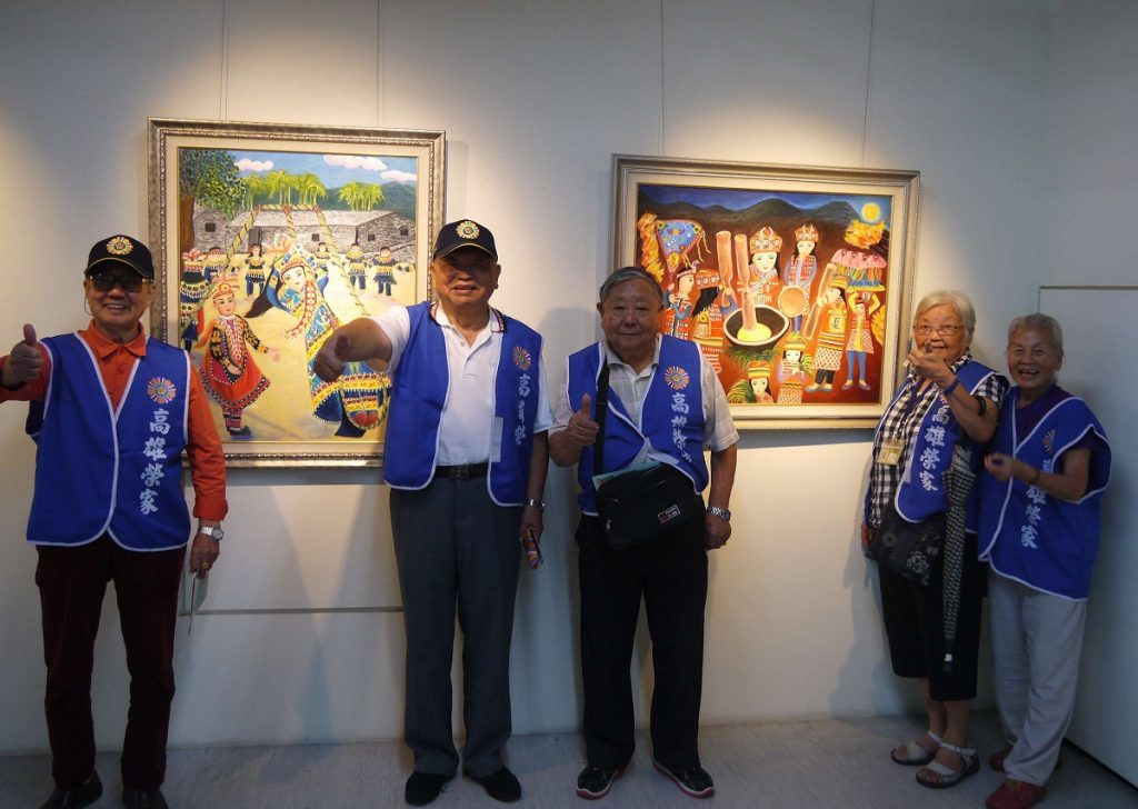 榮家長輩圓夢參展　「愛、幸福」油畫技藝不凡