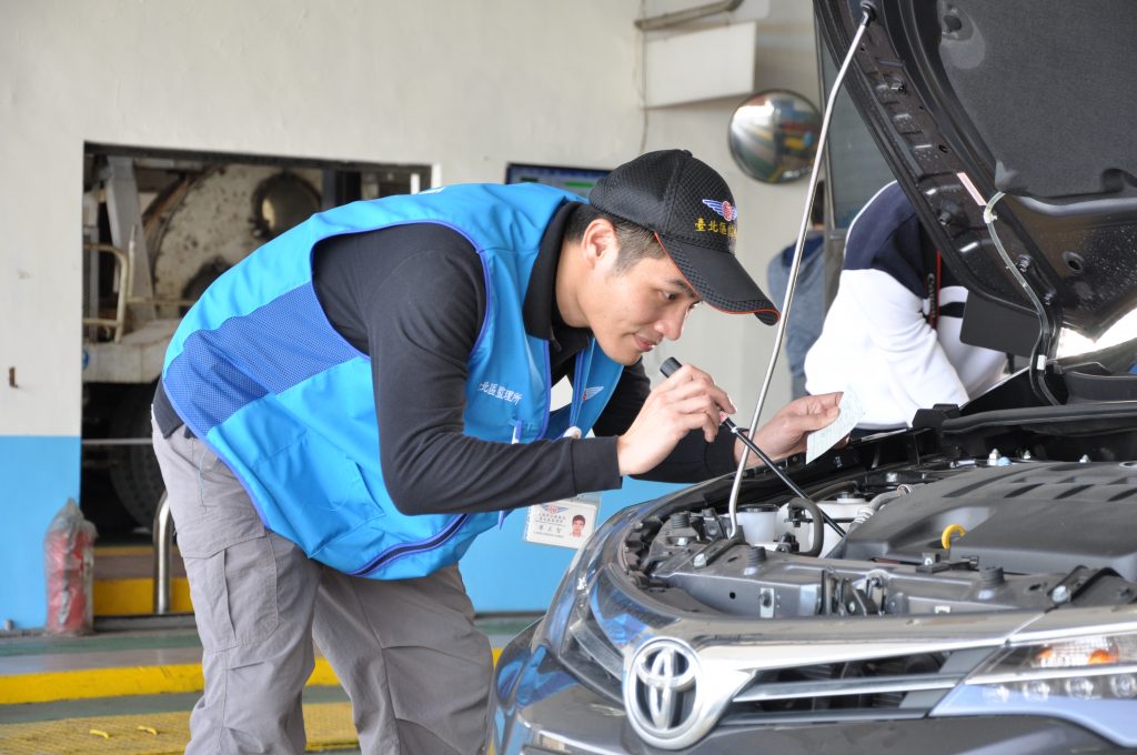 國慶連假代檢廠停止檢驗服務，請預先安排檢驗以確保行車安全。