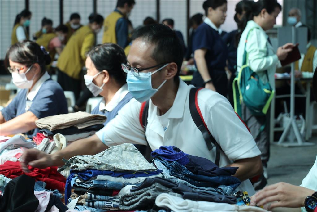 見習醫學生陳一統報名志工活動,在慈濟醫院體會不一樣的醫療氛圍。