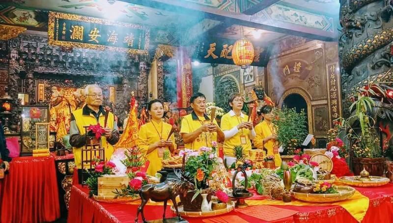 東海龍門天聖宮天上聖母三年圓科謁祖　回鑾遶境賜福鄉里