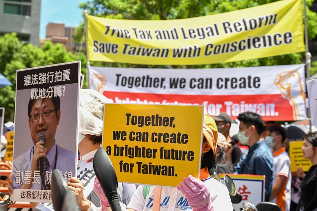 海外學子泣訴稅務暴力　行政執行署長官無回應