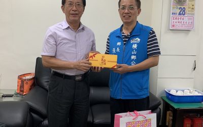 新竹郵局愛心直達車 傳愛偏鄉獨居老人 新竹郵局愛心直達車 傳愛偏鄉獨居老人