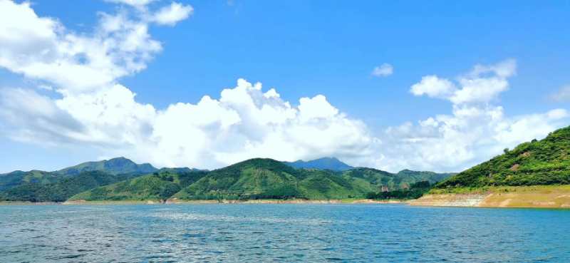 西子湖（外二首）／趙向穎