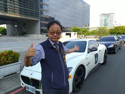 中市聯合婚禮　25輛瑪莎拉蒂跑車10/18為禮車