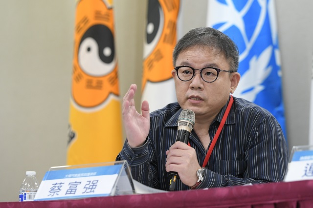 聲援太極門志工遭逮　律師蔡富强：台灣民主法治最可恥的一天