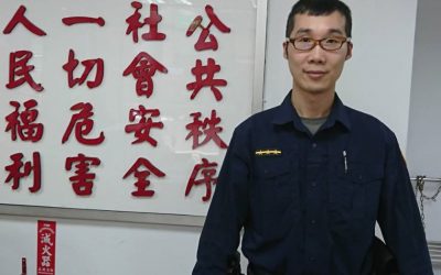 民眾徘徊台電大樓　暖警緊急提供協助