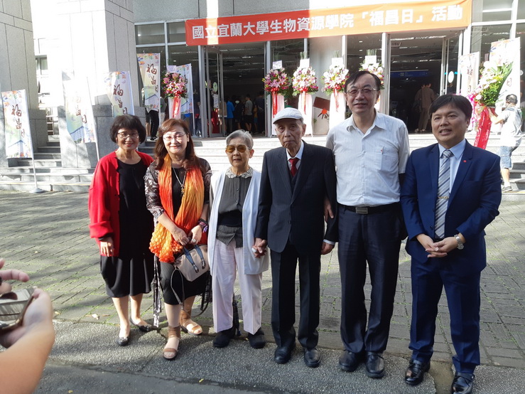 養豬開創一片天 宜蘭大學慶祝福昌日 養豬開創一片天 宜蘭大學慶祝福昌日