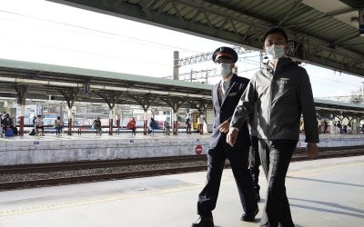 八大場所即日起得戴口罩 林智堅市長視察新竹火車站 八大場所即日起得戴口罩 林智堅市長視察新竹火車站
