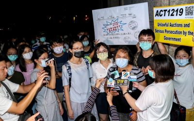 台灣分裂為兩個世界? 警察保護權貴箝制小民的言論自由? 台灣分裂為兩個世界? 警察保護權貴箝制小民的言論自由?