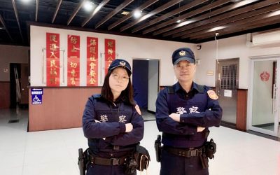 女子徒步夜行跌倒受傷　警、消即時協助安撫送醫