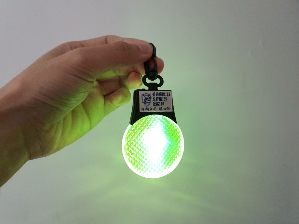 內湖警貼心守護銀髮族 行人安全撇步報你知 內湖警貼心守護銀髮族 行人安全撇步報你知