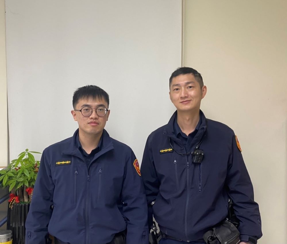 助酒醉民眾平安返家 熱心警夜間送暖 助酒醉民眾平安返家 熱心警夜間送暖