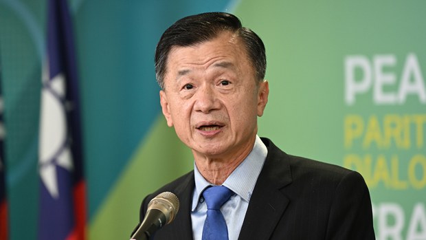 邱太三的「創造性模糊」/孫陽明 邱太三的「創造性模糊」/孫陽明