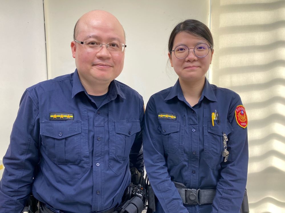 失智婦人迷途　暖心警助返家