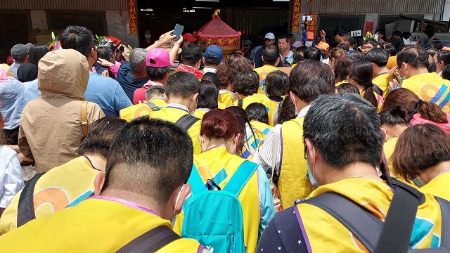 法稅改革聯盟白沙屯媽祖進香 祈官員有良心 台灣平安 法稅改革聯盟白沙屯媽祖進香 祈官員有良心 台灣平安