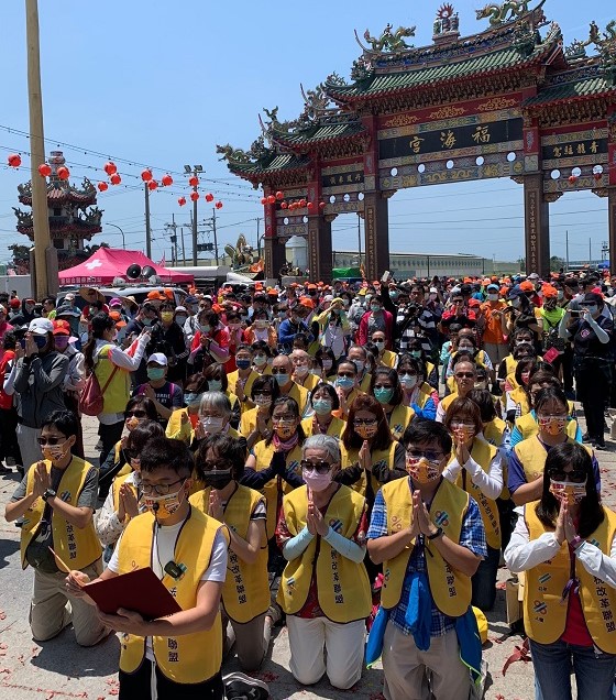 白沙屯媽祖回鑾停駕福海宮 志工祝禱法稅真改革 白沙屯媽祖回鑾停駕福海宮 志工祝禱法稅真改革