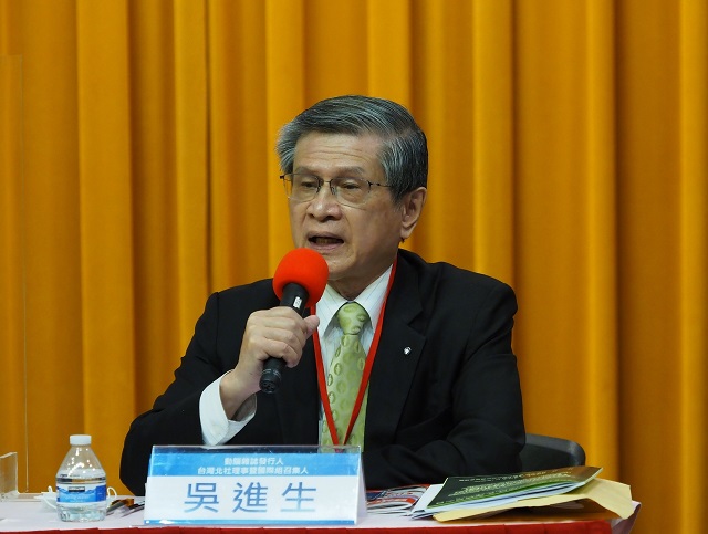 讓自由、民主、法治、人權成為立國的綱領