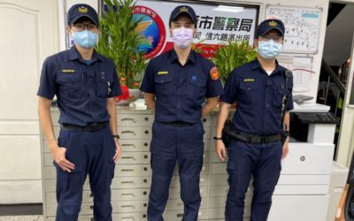 烟花來襲路樹倒塌　基警協助排除障礙
