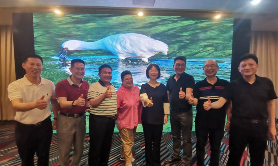 第六屆海峽兩岸黑臉琵鷺保護交流研討會在遼寧大連舉行 第六屆海峽兩岸黑臉琵鷺保護交流研討會在遼寧大連舉行