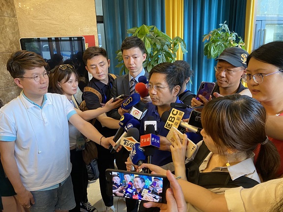 成都經濟東擴、重慶西移 兩岸媒體走訪成渝雙城經濟圈 成都經濟東擴、重慶西移 兩岸媒體走訪成渝雙城經濟圈