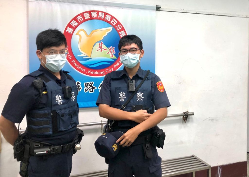 小黃運將血糖過低昏迷　警即時通報救護