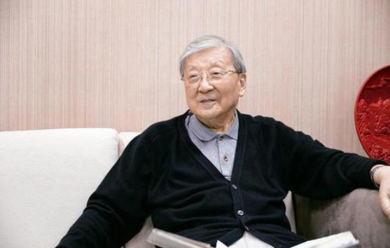 導演李行因心肺衰竭去世 生前創辦“兩岸電影展” 導演李行因心肺衰竭去世 生前創辦“兩岸電影展”