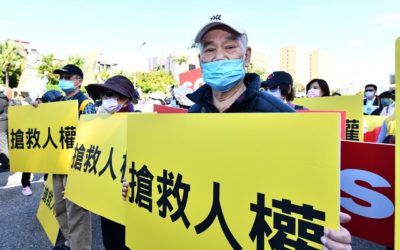 86歲阿公上凱道 希望不用拍桌子總統就能聽得見 86歲阿公上凱道 希望不用拍桌子總統就能聽得見