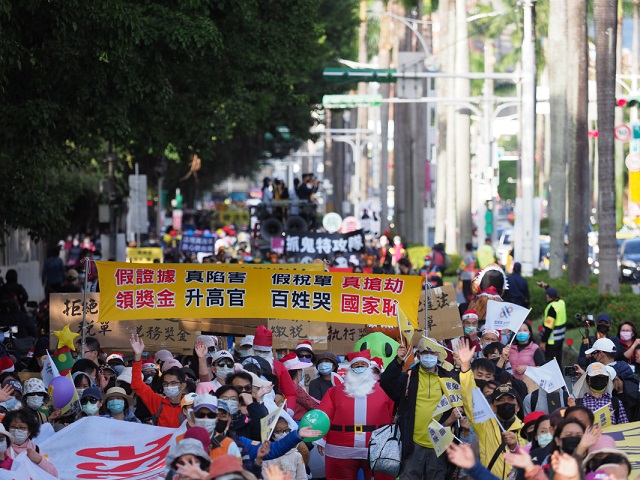 凱道發聲 全民吶喊 要真民主、真自由、真人權的法治國家 凱道發聲 全民吶喊 要真民主、真自由、真人權的法治國家