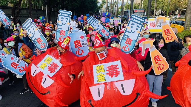 搶救人權Plus精彩影片記錄志工為愛勇敢畫面 搶救人權Plus精彩影片記錄志工為愛勇敢畫面