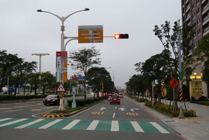 南桃園交流道機慢車改走大興西路三段380巷 南桃園交流道機慢車改走大興西路三段380巷