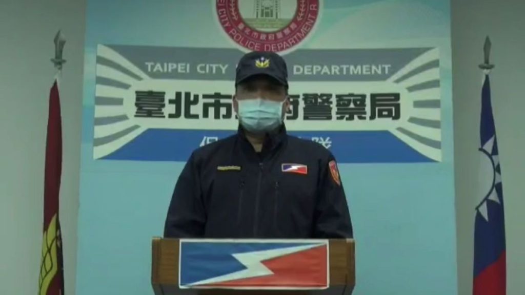 心虛衝撞路檢點仍難逃法網　保大機警開槍緝獲攜毒又遭通緝