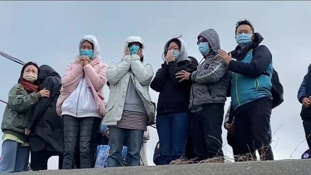 家屬部長抵現場為陳奕集氣 邱國正:全力搜救絕不放棄任何希望 家屬部長抵現場為陳奕集氣 邱國正:全力搜救絕不放棄任何希望