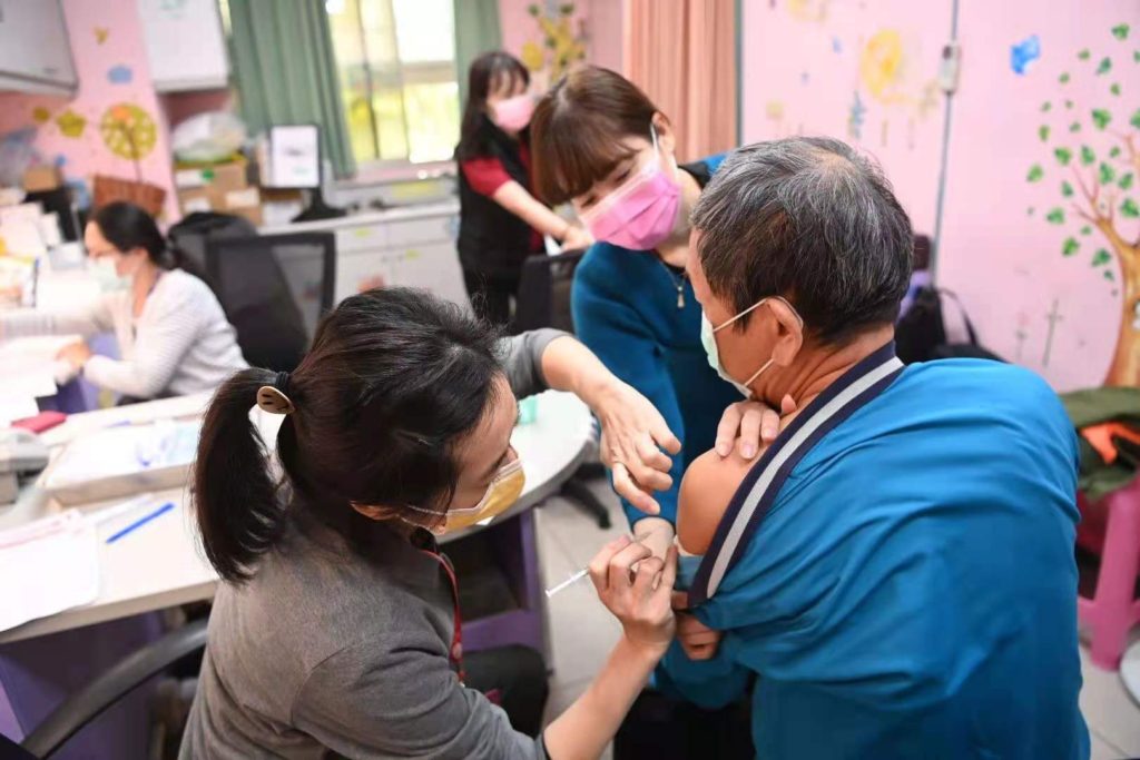 香港城大:Covid-19人傳人感染 動物傳播人類微乎其微 香港城大:Covid-19人傳人感染 動物傳播人類微乎其微