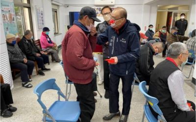 馮世寬主委三峽榮家賀年　全家一片喜氣洋洋