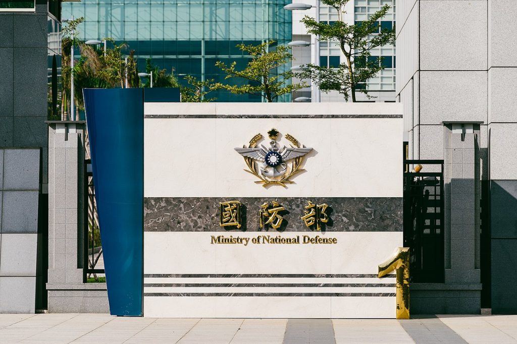情報次長變幻走馬燈　兩候選人均為記過提升／亞傑