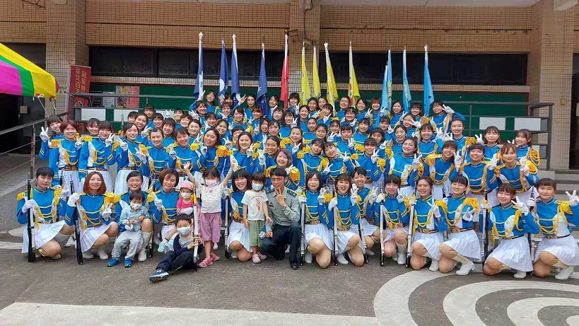 嘉女百年校慶樂儀隊回娘家 回歸演出尖叫聲感動奔淚 嘉女百年校慶樂儀隊回娘家 回歸演出尖叫聲感動奔淚