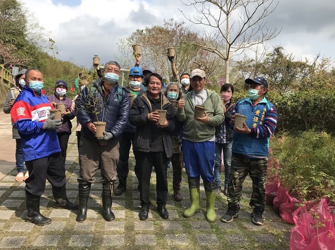 原生苗木相贈高義部落  響應植樹愛地球
